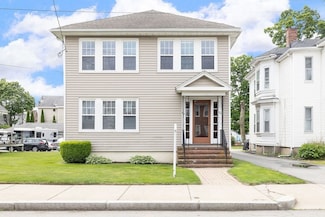 62 Vernon St Unit 62, Waltham, MA 02453