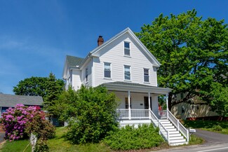 374 Washington St, Bath, ME 04530