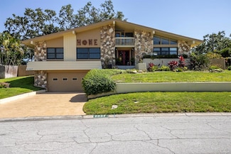 2287 Demaret Dr, Dunedin, FL 34698