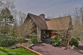 415 Miller Dr, Pocono Pines, PA 18350