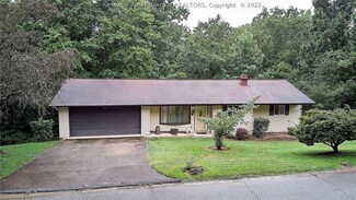 4917 Dempsey Dr, Charleston, WV 25313