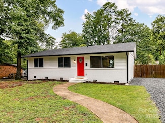 2508 Carrington Ct, Charlotte, NC 28208