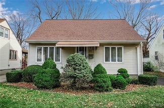 639 74th St, Niagara Falls, NY 14304