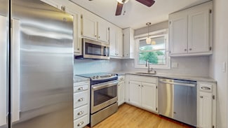 10 Saint Marc Cir Unit E, South Windsor, CT 06074