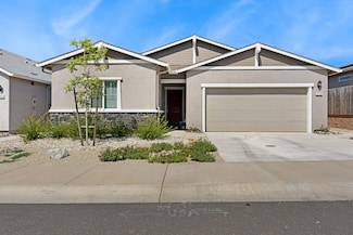 2764 Austere Ave, Redding, CA 96003