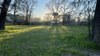 6413 T C Jester Blvd, Houston, TX 77091