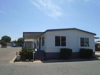 852 E Grangeville Blvd Unit 17, Hanford, CA 93230