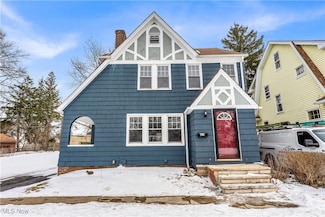 1019 Nela View Rd, Cleveland, OH 44112
