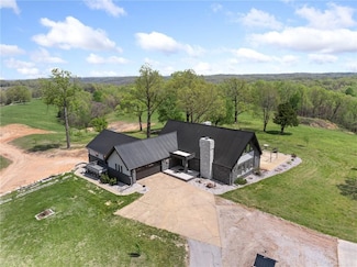 5303 Hickory Hills Ln, Harrison, AR 72601