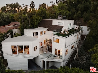 2261 Vasanta Way, Los Angeles, CA 90068