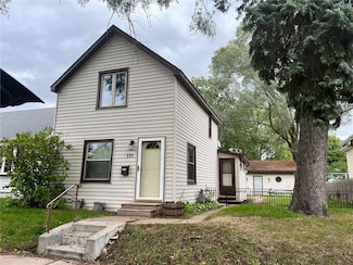 325 9th Ave S, South Saint Paul, MN 55075