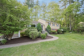 25 Duggan Rd, Acton, MA 01720