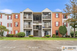 74 Canterbury Ct Unit 2074, Piscataway, NJ 08854