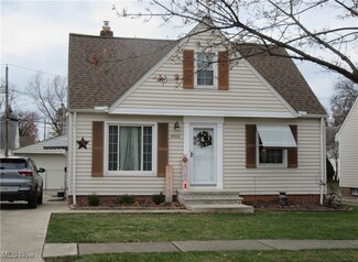 4568 Forest Edge Dr, Cleveland, OH 44144