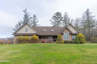 1712 Sylvan Dr, Hollidaysburg, PA 16648