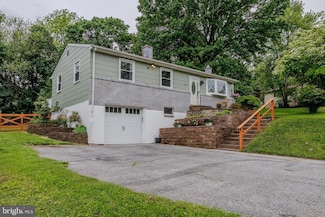 627 Kalorama Rd, Sykesville, MD 21784