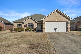 916 Greystone Blvd, Cabot, AR 72023