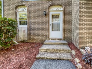 15 Cannongate Rd Unit 48, Tyngsboro, MA 01879