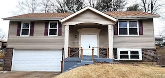 12059 El Camara Dr, Florissant, MO 63033