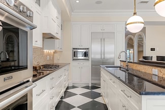 190 Marlborough St Unit C, Boston, MA 02116