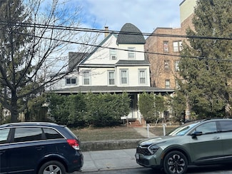 1260 Central Ave, Far Rockaway, NY 11691