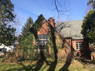 6625 Old Maumee Rd, Fort Wayne, IN 46803