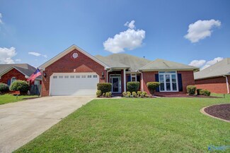 2913 Lenox Dr SW, Decatur, AL 35603