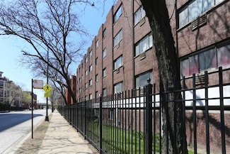1040 W Hollywood Ave Unit 201, Chicago, IL 60660