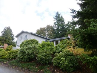 16820 8th Ave SW, Normandy Park, WA 98166