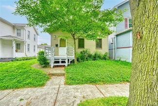 82 Richmond St, Rochester, NY 14607