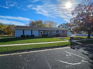 1305 Endl Blvd, Fort Atkinson, WI 53538