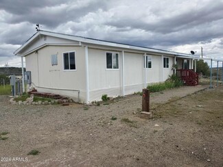 10745 S Cholla Cir, Mayer, AZ 86333