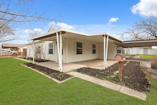 2340 Harris Ln, Haltom City, TX 76117