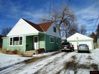 1732 E Main St, Mankato, MN 56001
