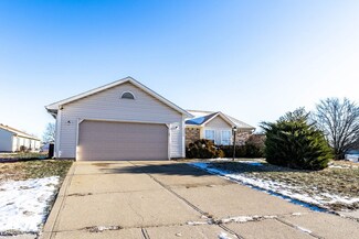7328 Woodside Dr, Avon, IN 46123