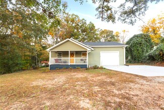 1010 W North Broad St, Walhalla, SC 29691