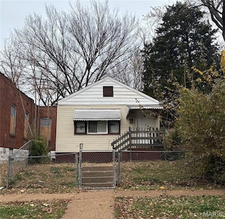 5945 Theodore Ave, Saint Louis, MO 63136