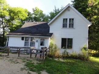 116 W Elmo St, Readstown, WI 54652