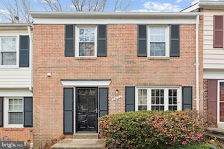 5450 Lighthouse Ln, Burke, VA 22015