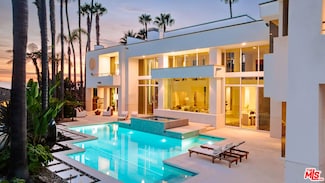 140 Irvine Cove Cir, Laguna Beach, CA 92651