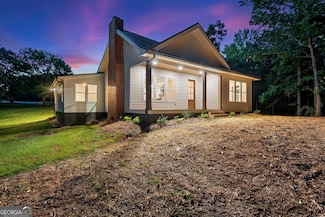 182 Cherry Rose Ln, Hartwell, GA 30643