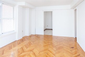 180 72nd St Unit 321, Brooklyn, NY 11209
