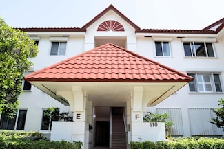 110 Half Moon Cir Unit E2, Hypoluxo, FL 33462