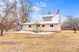 5475 320th St, Stacy, MN 55079