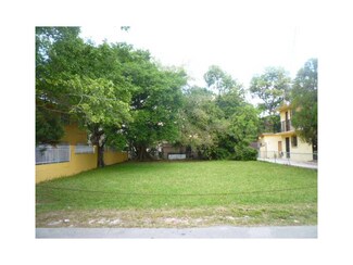 1751 SW 4th St, Miami, FL 33135