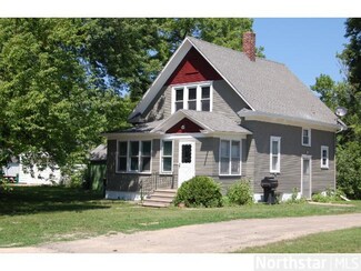 315 2nd St SE, Cokato, MN 55321