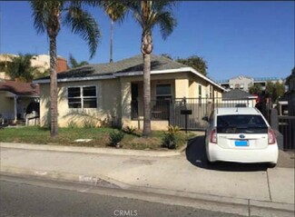 1115 N Flower St, Santa Ana, CA 92703