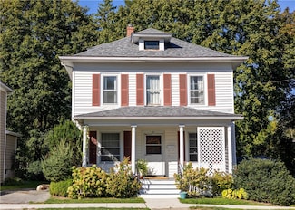 92 Mill St, Geneva, NY 14456