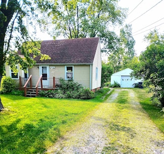 15330 Dayton Rd, Monroe, MI 48161