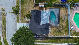 9750 68th St N, Pinellas Park, FL 33782